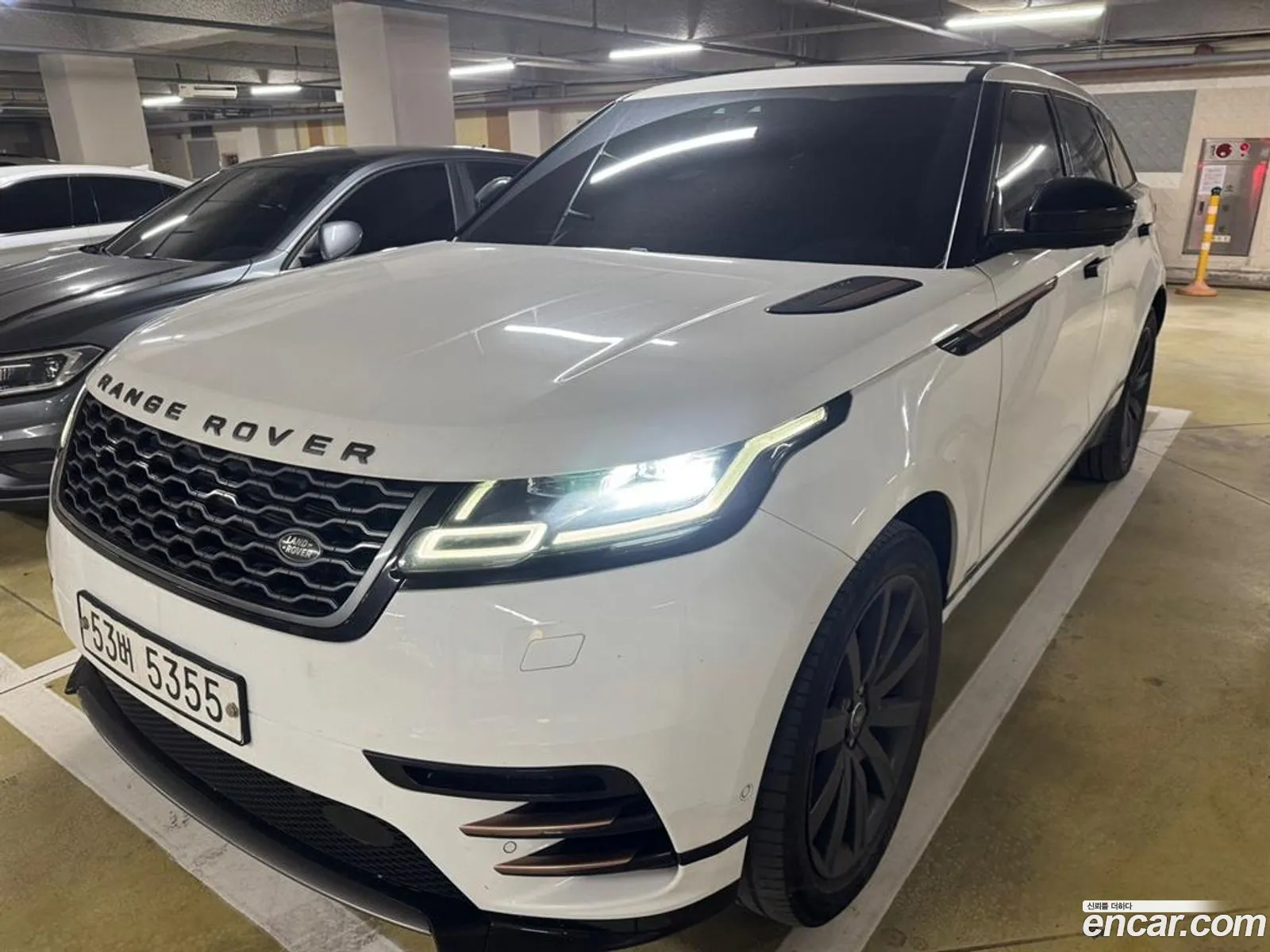 Land Rover Range Rover Velar 2018 — 15