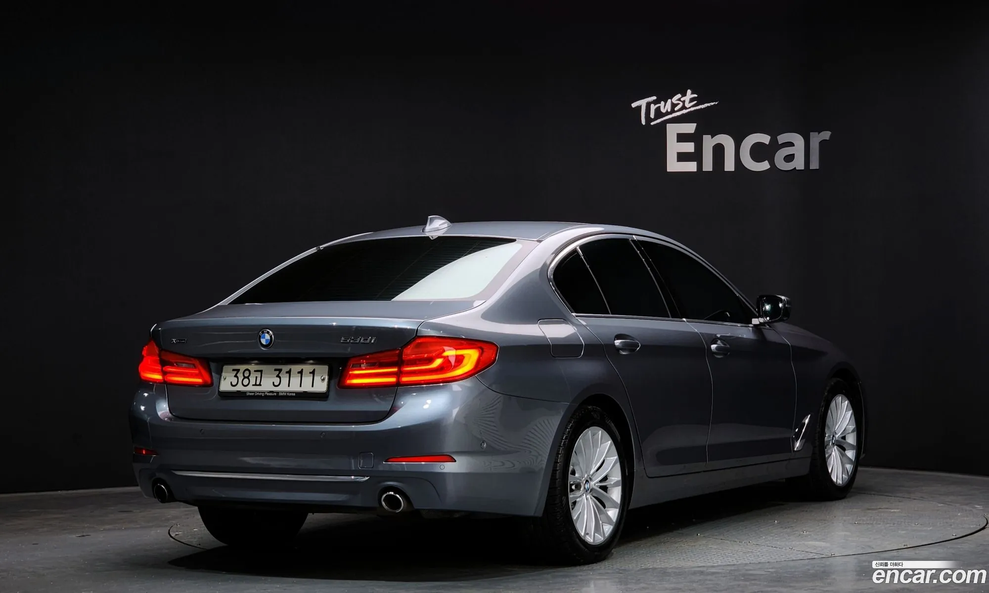 BMW 5 Series 2019 WBAJD9101KWC84251 — 6