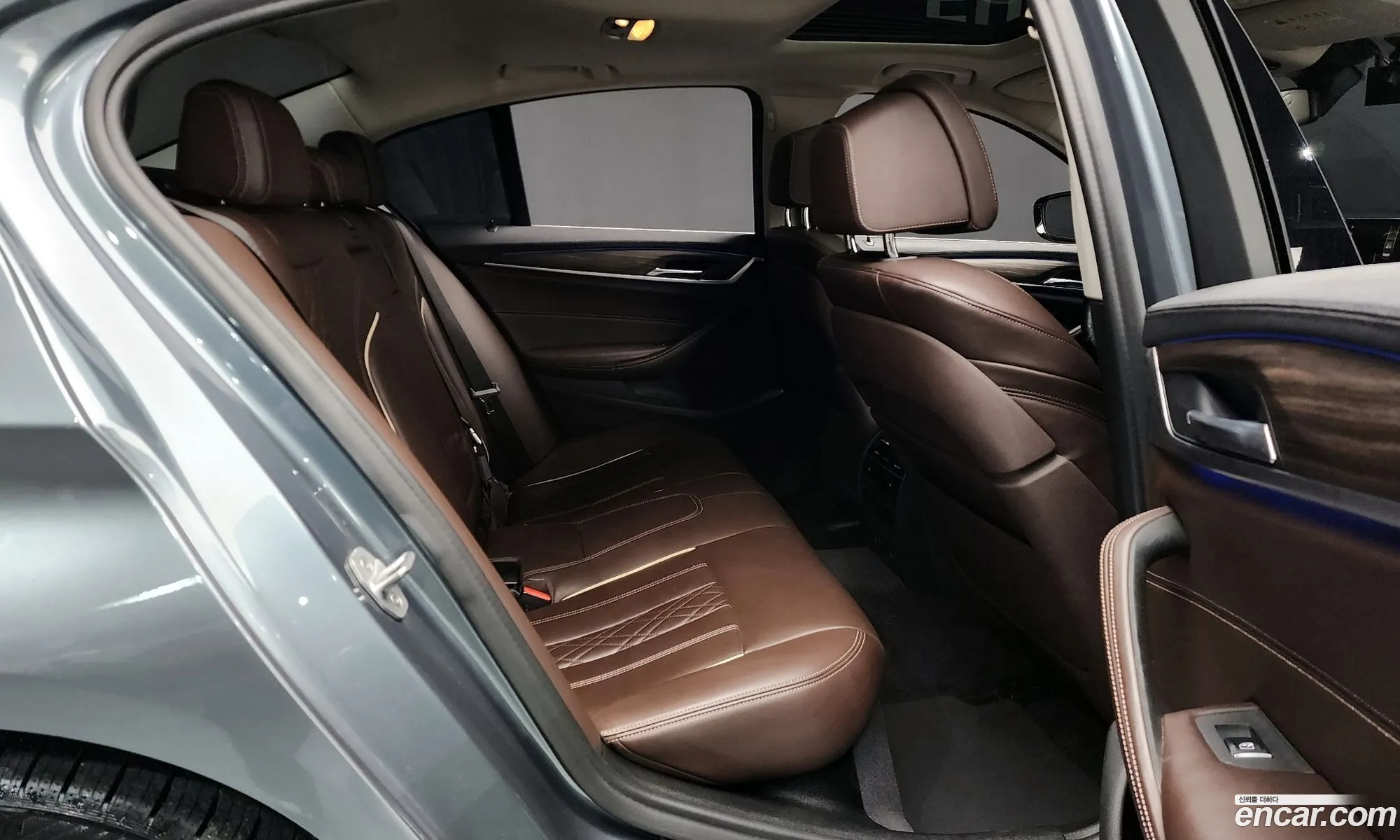 BMW 5 Series 2019 WBAJD9101KWC84251 — 13