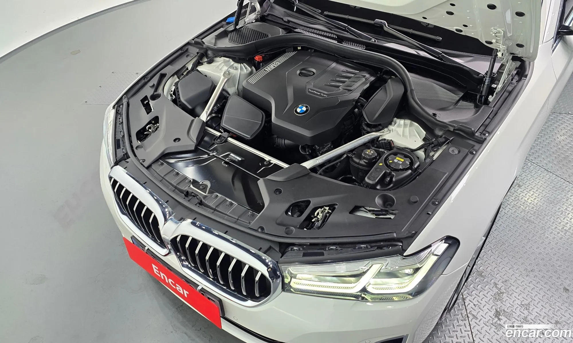 BMW 5 Series 2023 — 5