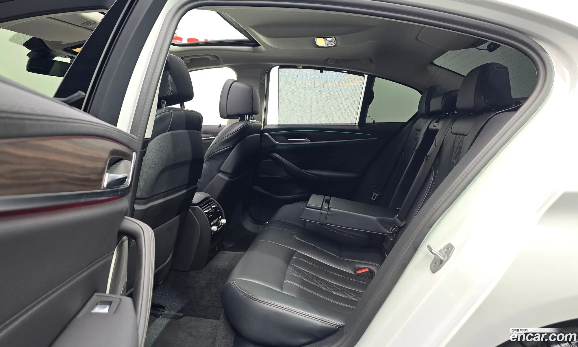 BMW 5 Series 2023 — 8