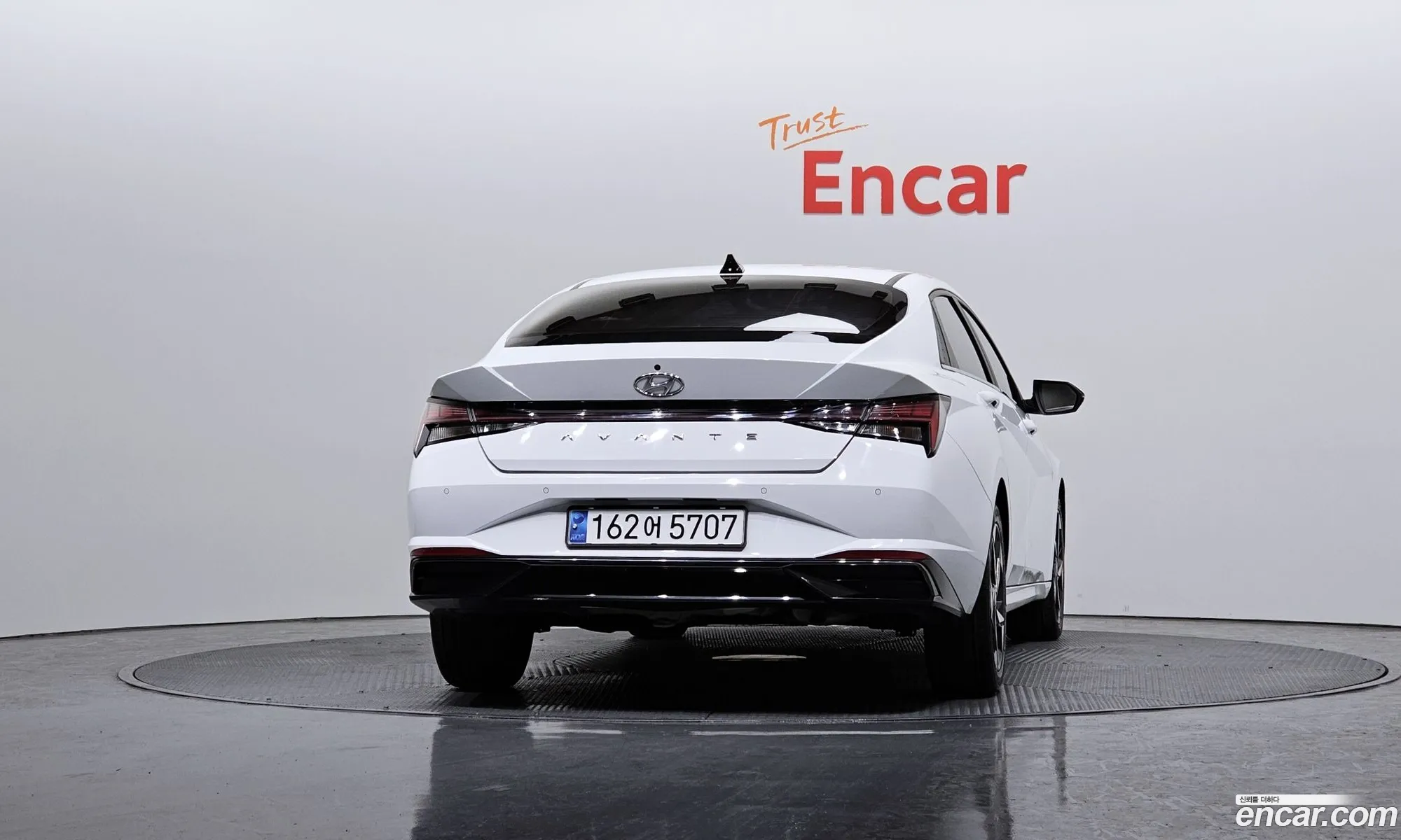 Hyundai Elantra 2021 — 15