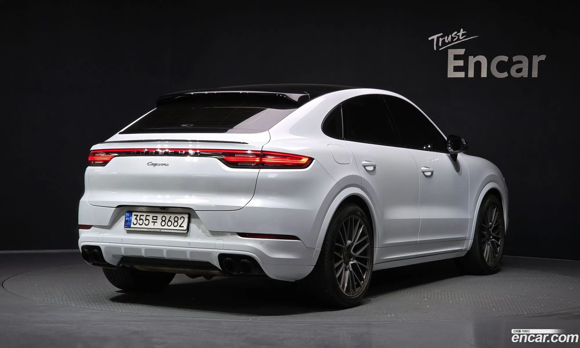 Porsche Cayenne 2022 — 16