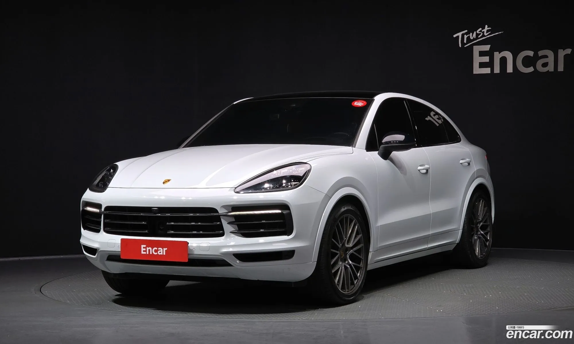 Porsche Cayenne 2022 — 11