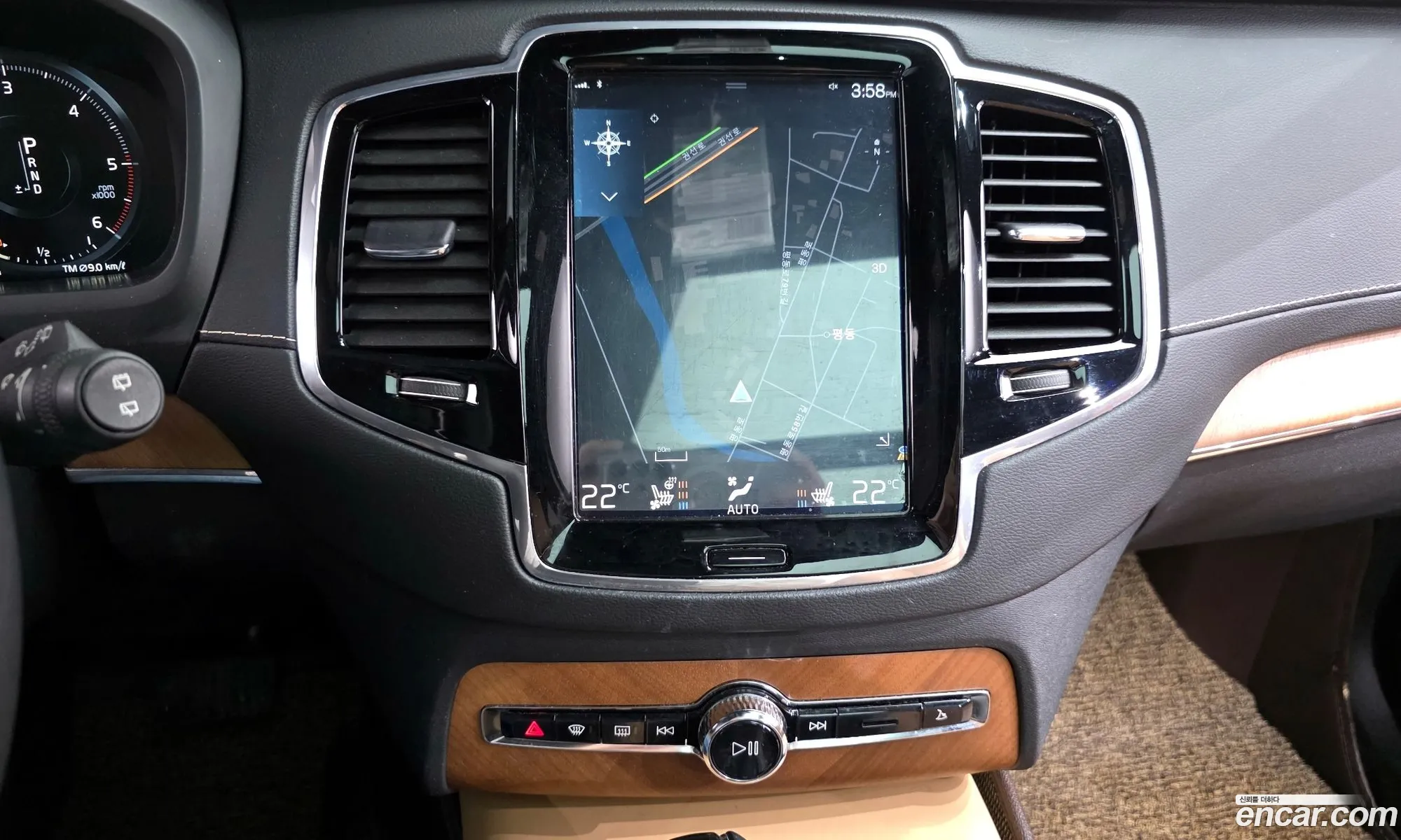 Volvo XC90 2018 YV1LF68TCJ1367577 — 20