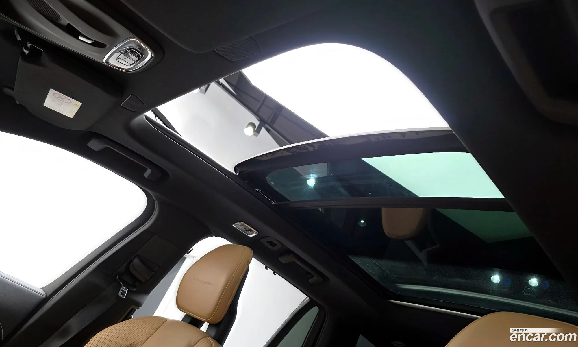 Volvo XC90 2018 YV1LF68TCJ1367577 — 17