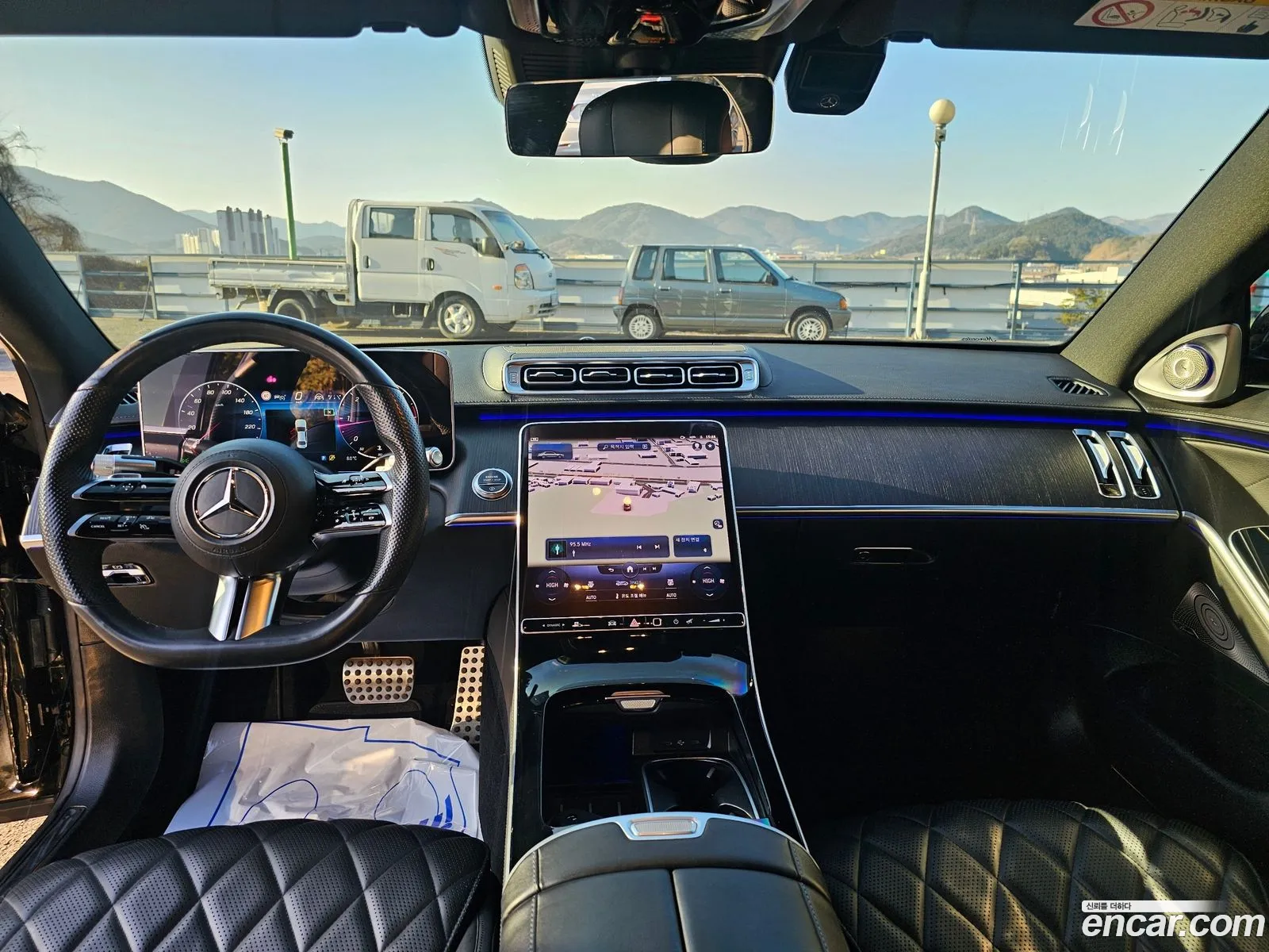 Mercedes-Benz S-Class W223 2022 — 10