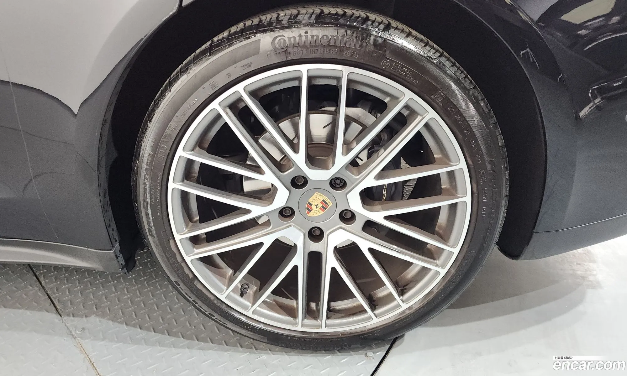 Porsche Panamera 2024 WP0AA2YA2RL002211 — 3