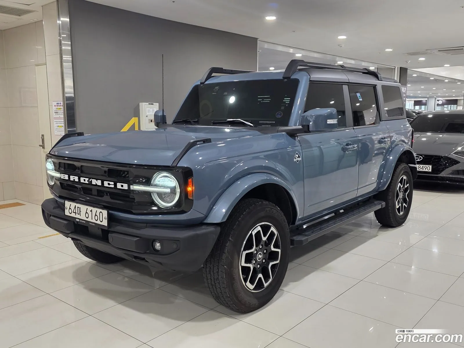 Ford Bronco 6th Gen 2023 — 18