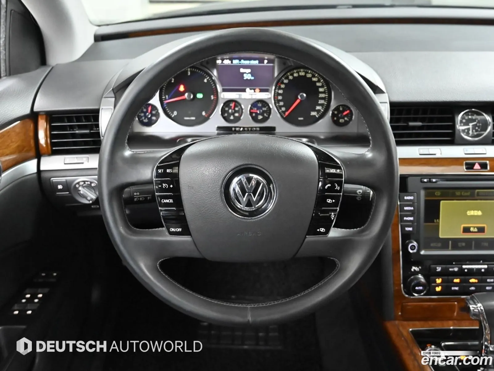 Volkswagen Phaeton 2014 — 20