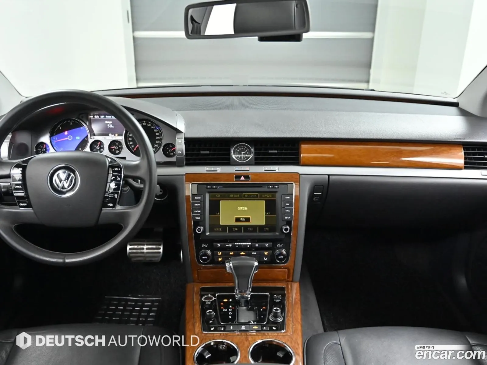 Volkswagen Phaeton 2014 — 10