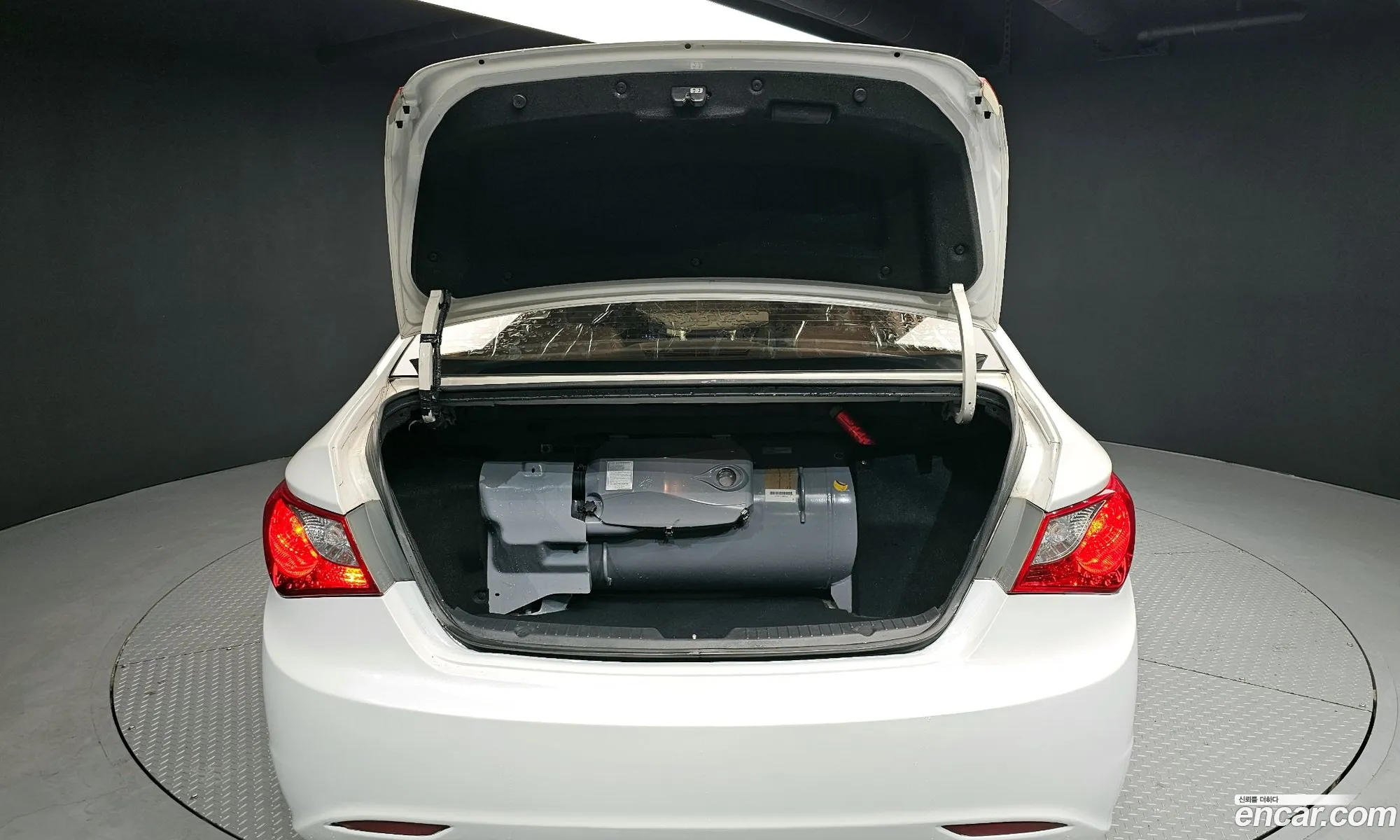 Hyundai YF Sonata 2011 — 5