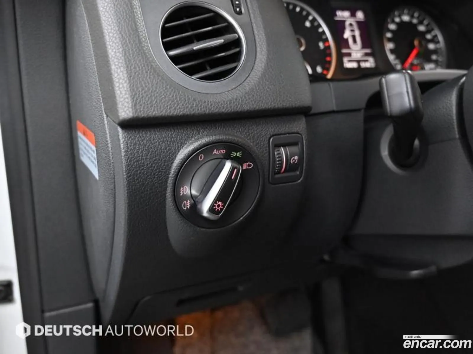 Volkswagen Tiguan 2015 — 10