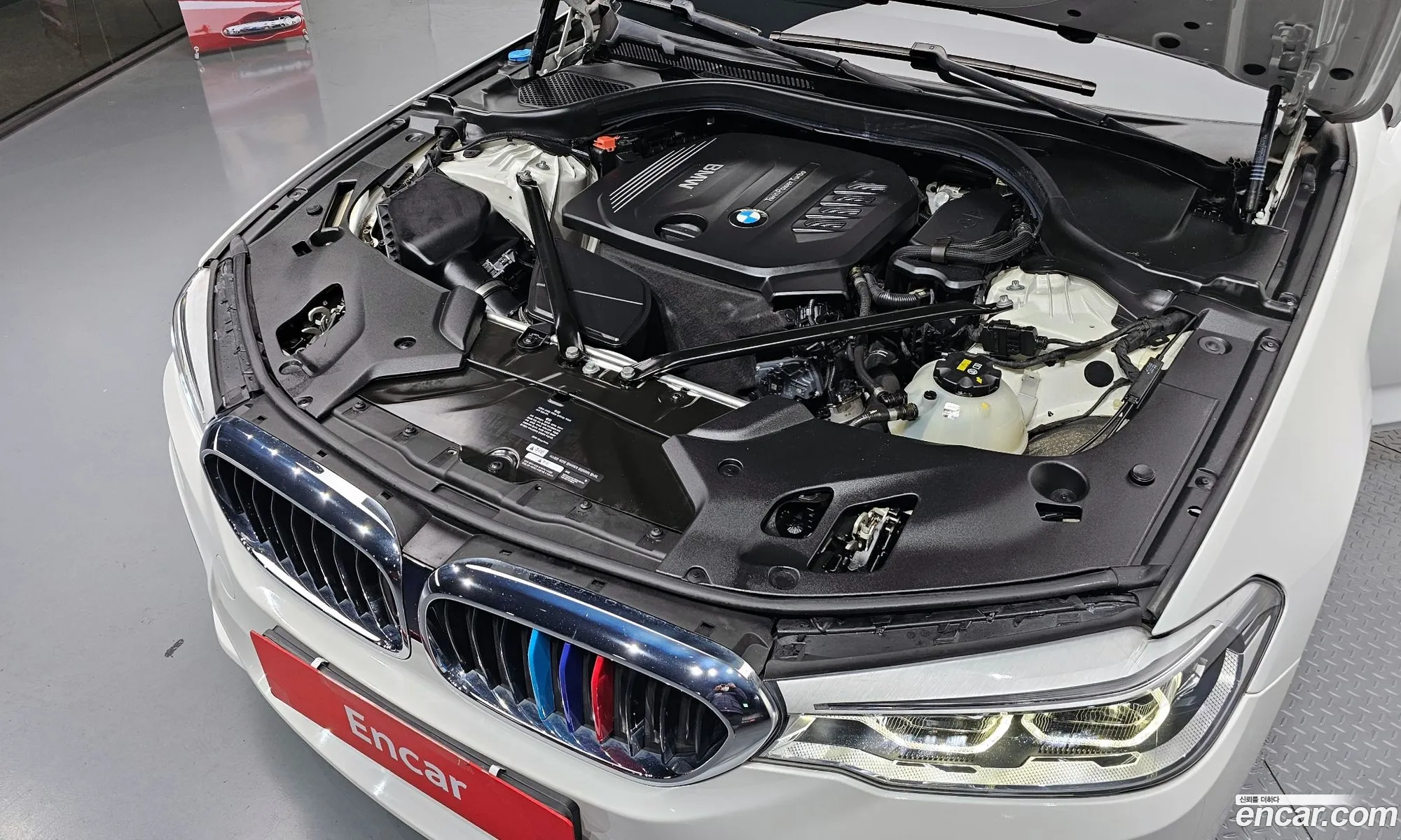 BMW 5 Series 2017 WBAJC3107HG870047 — 4