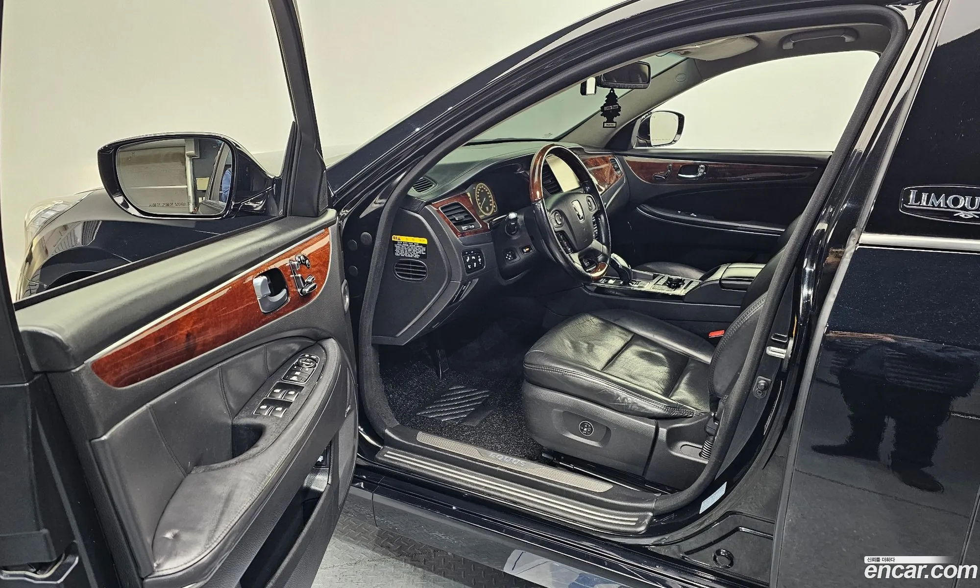 Hyundai Equus 2014 — 11