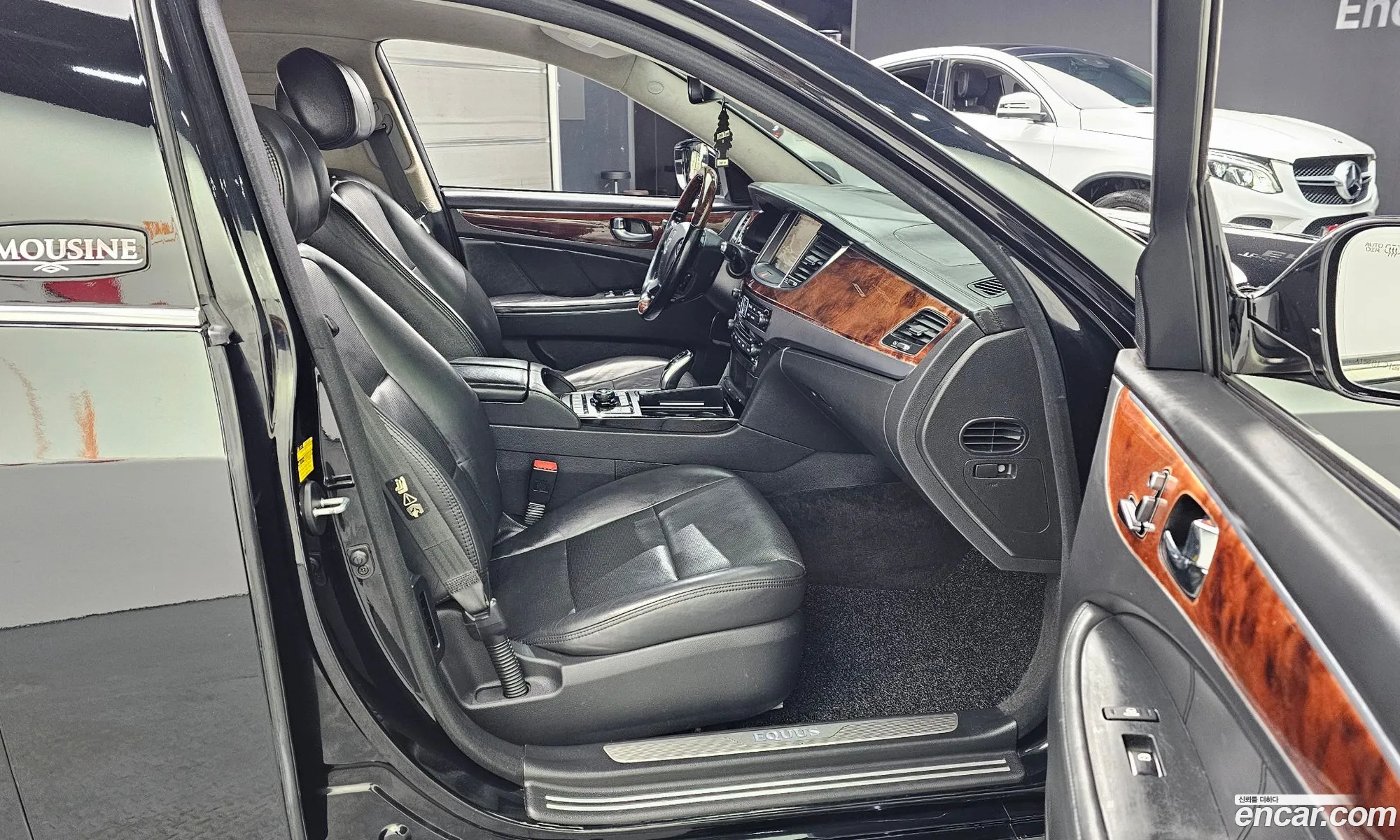 Hyundai Equus 2014 — 9