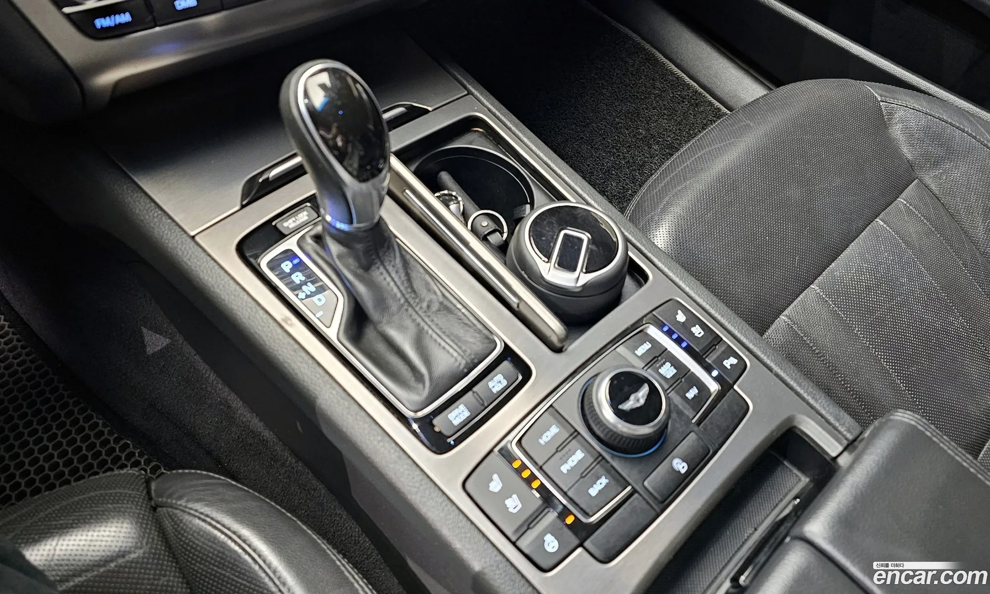 Hyundai Genesis DH 2015 — 16