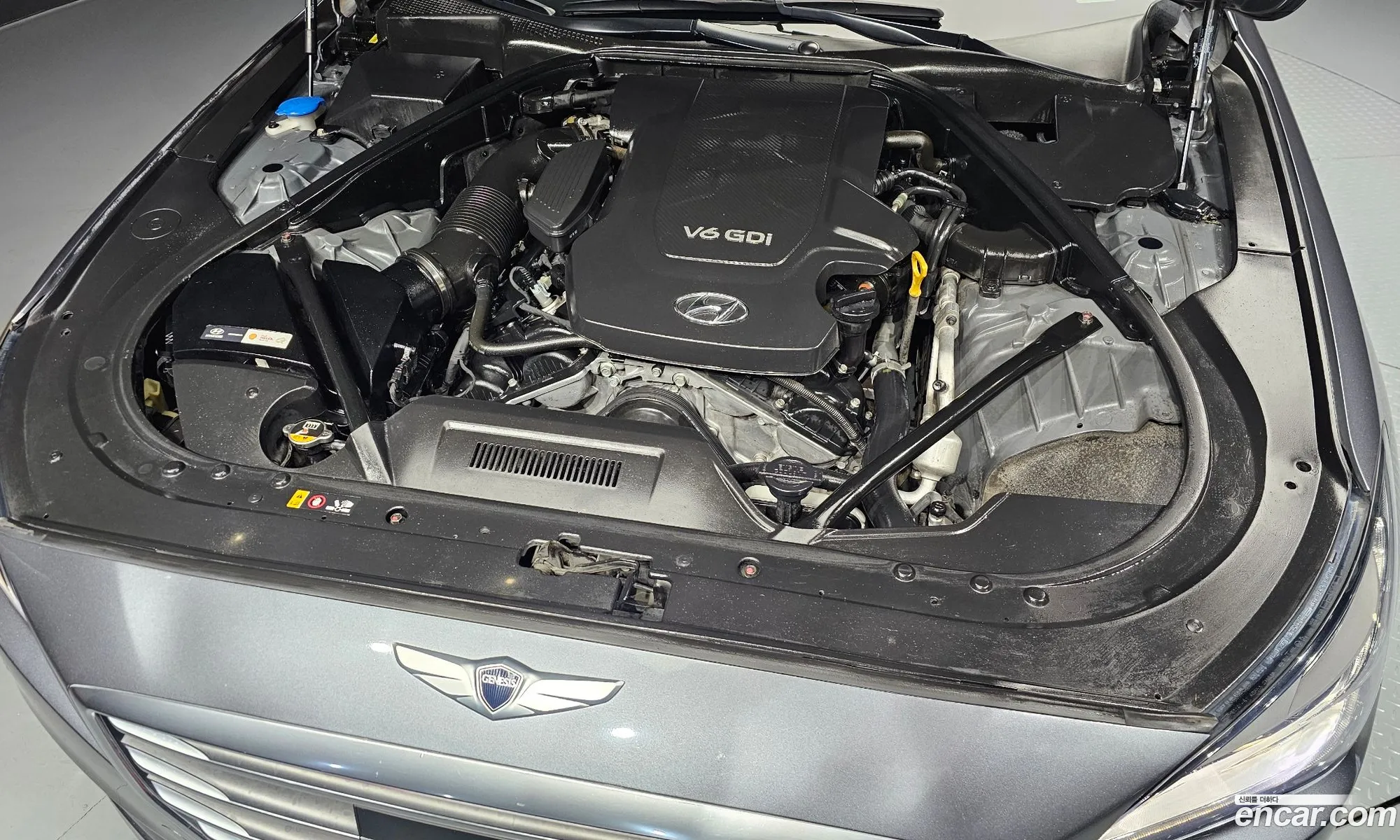 Hyundai Genesis DH 2015 — 18