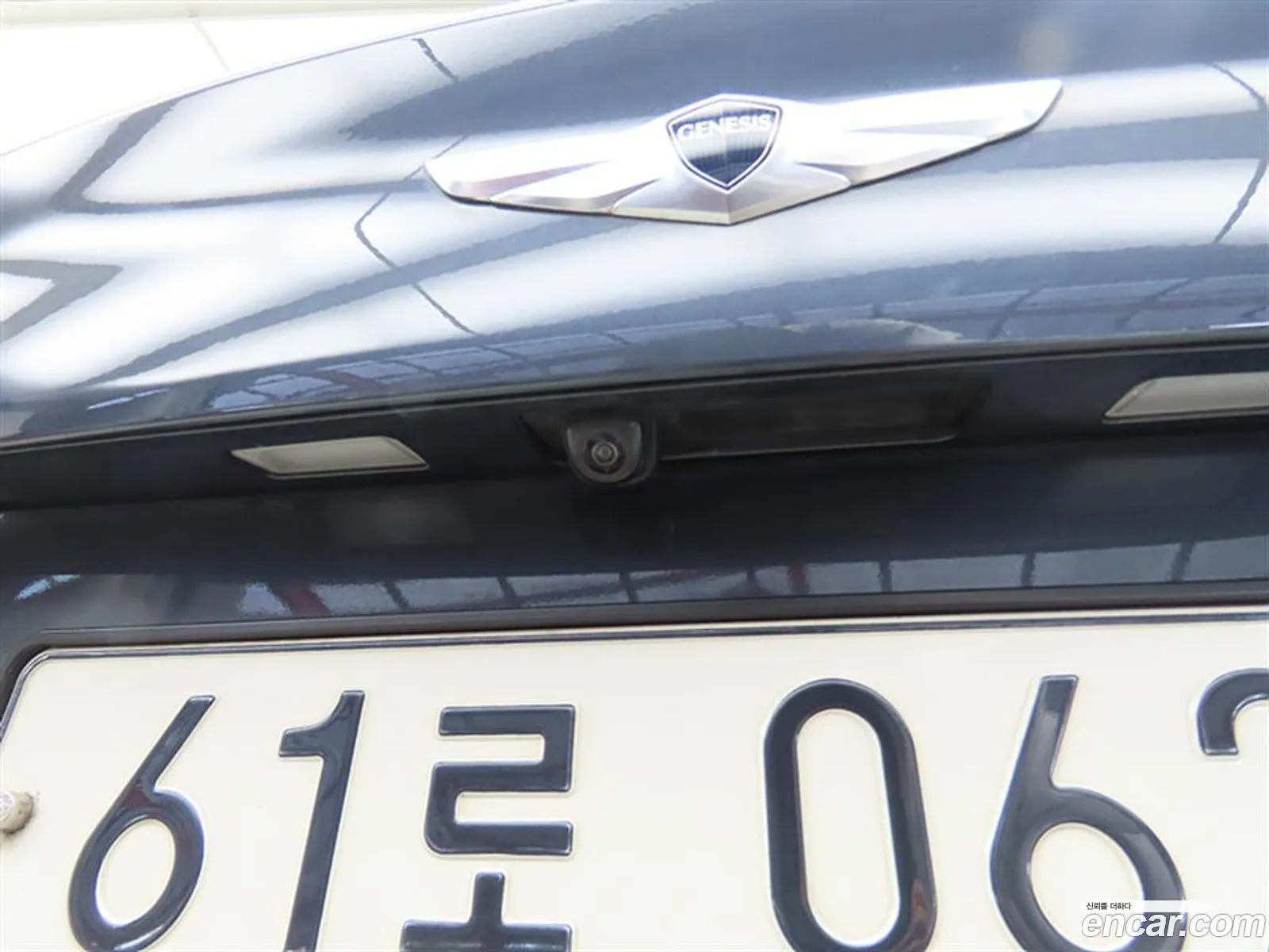 Hyundai Genesis DH 2016 — 18