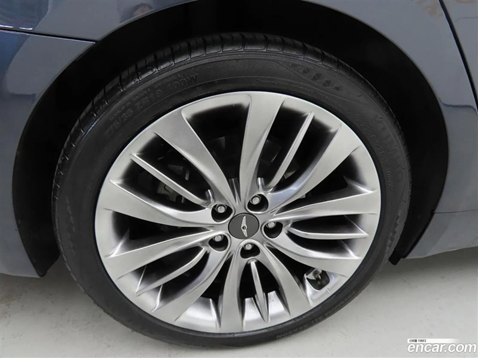 Hyundai Genesis DH 2016 — 7
