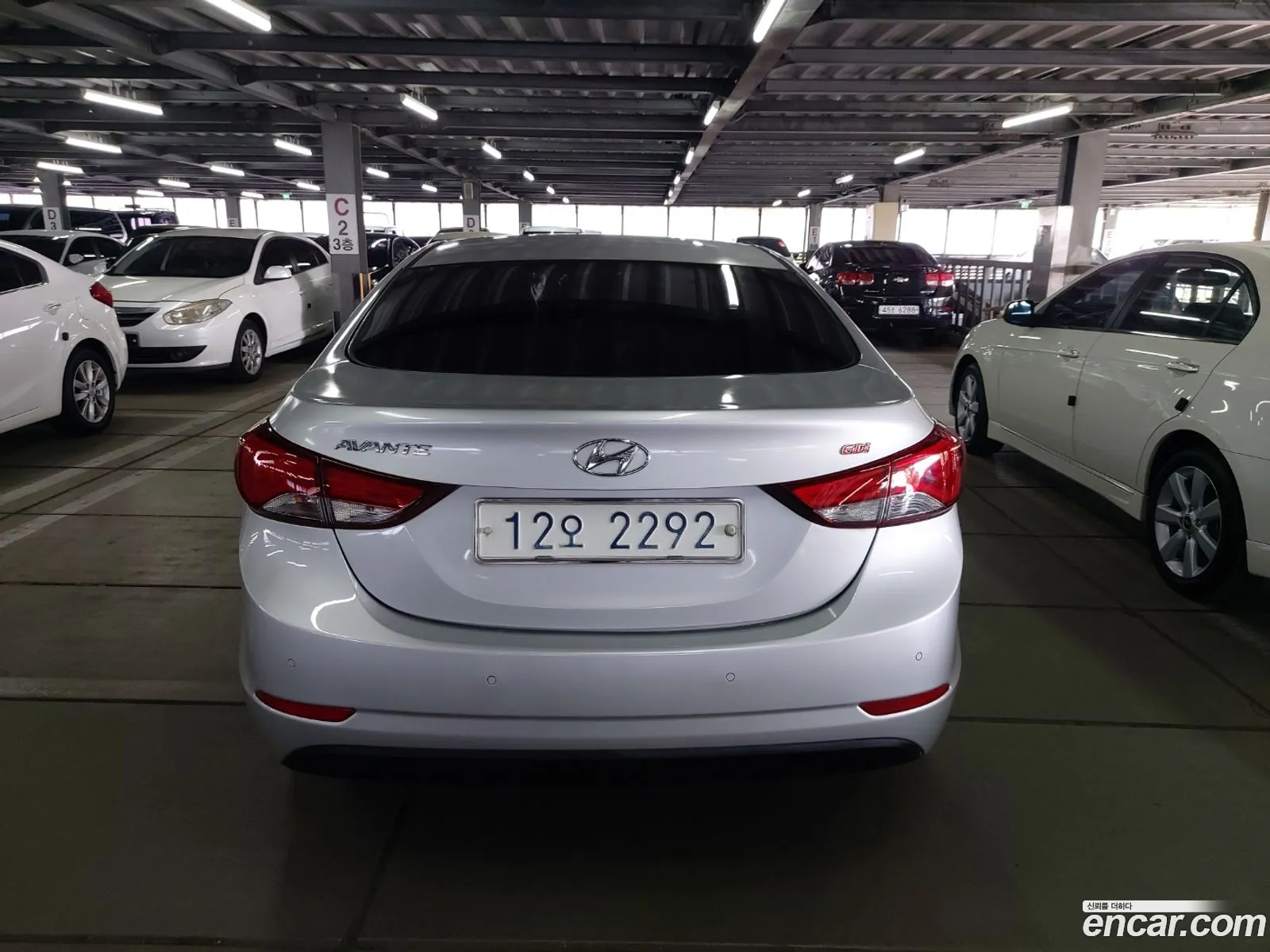 Hyundai Elantra 2015 — 5