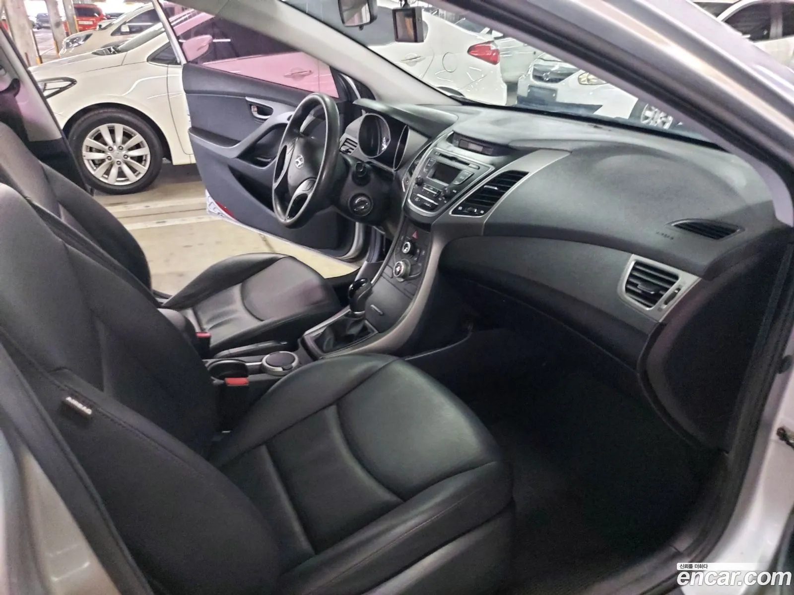 Hyundai Elantra 2015 — 9