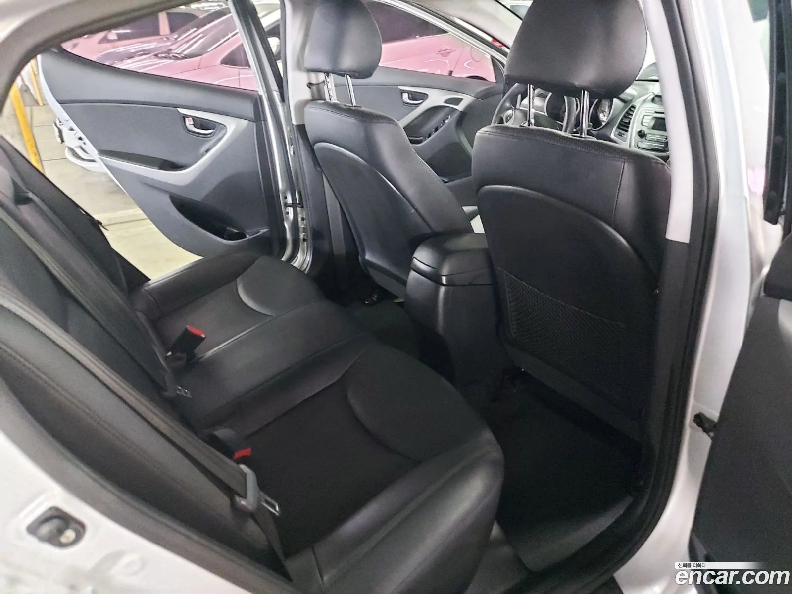 Hyundai Elantra 2015 — 8