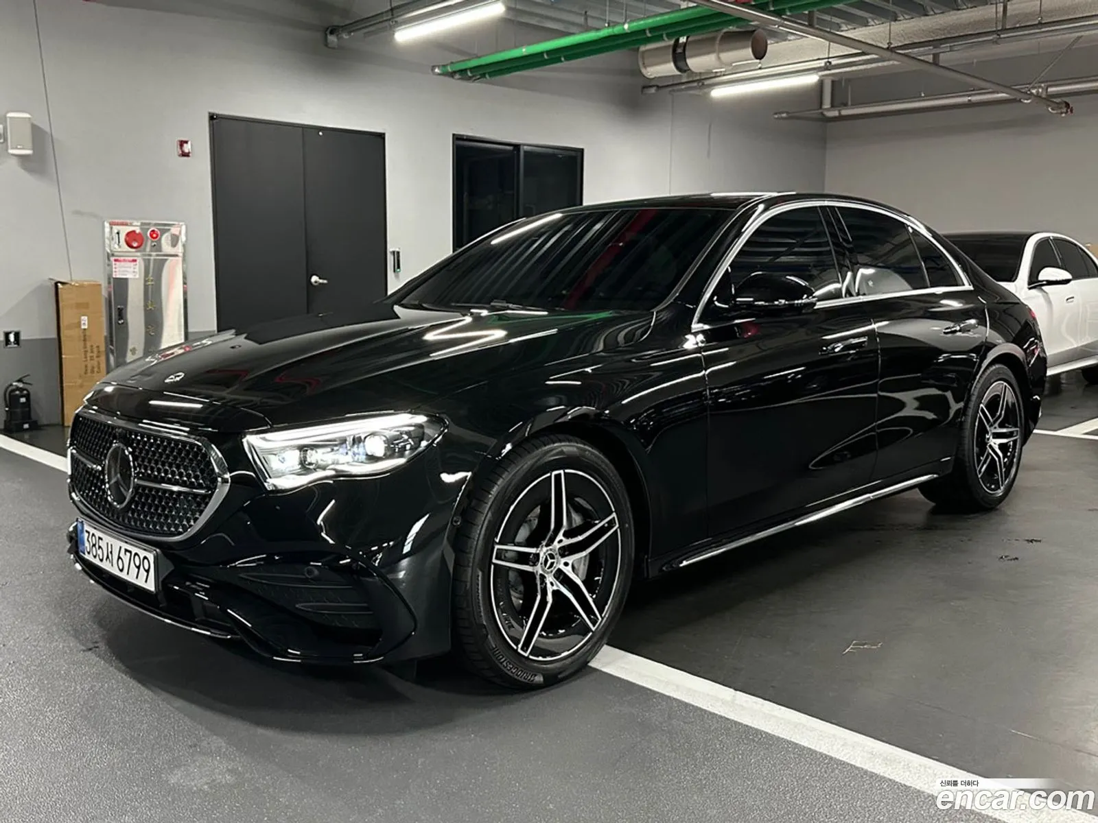 Mercedes-Benz E-Class W214 2025 — 20