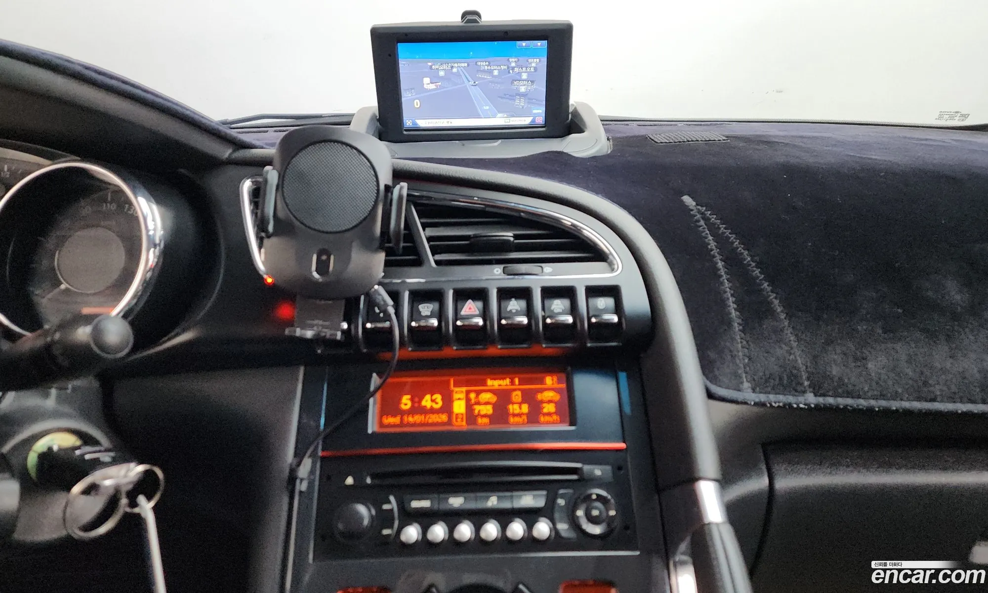 Peugeot 3008 2014 VF30U9HD8ES002748 — 2