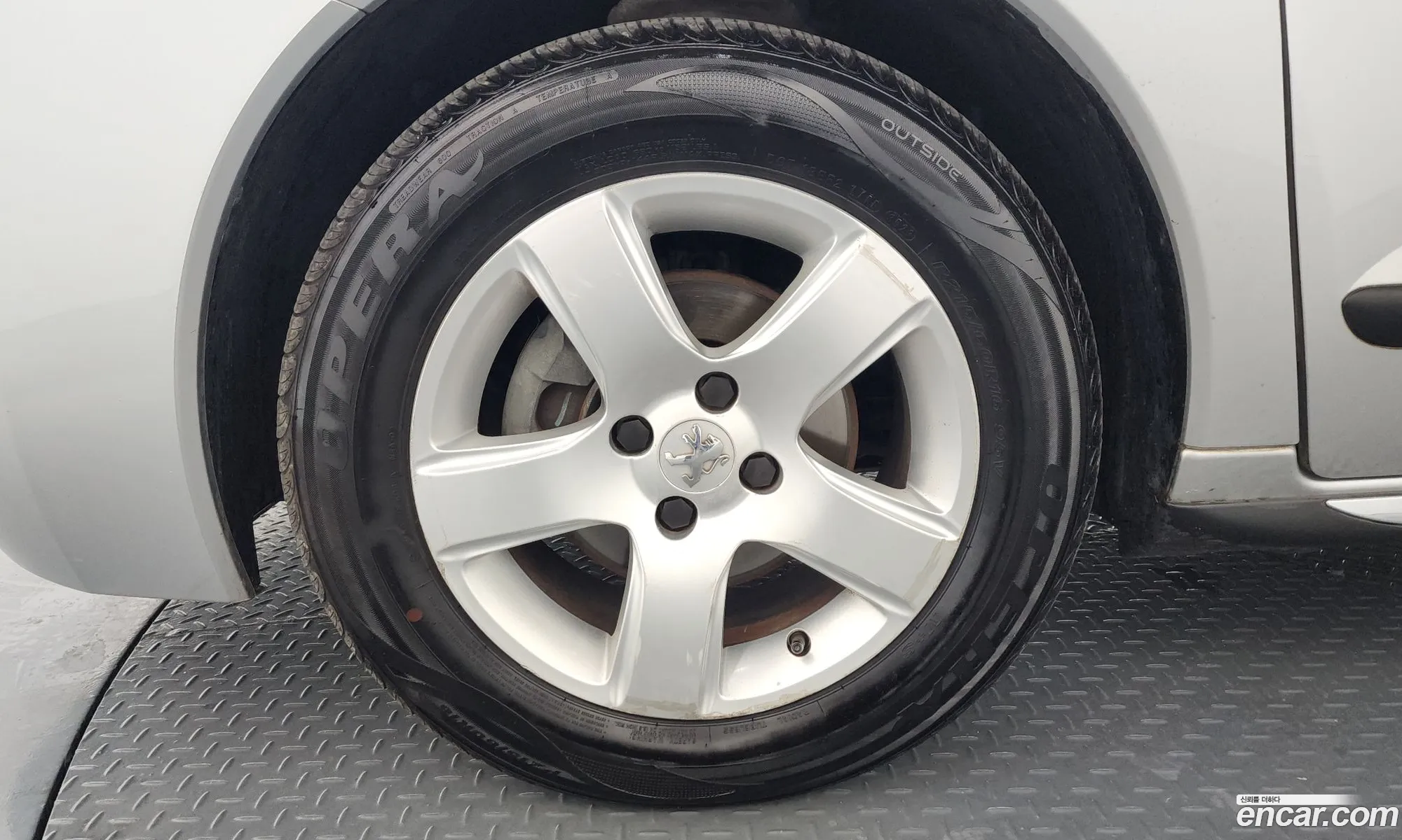 Peugeot 3008 2014 VF30U9HD8ES002748 — 17