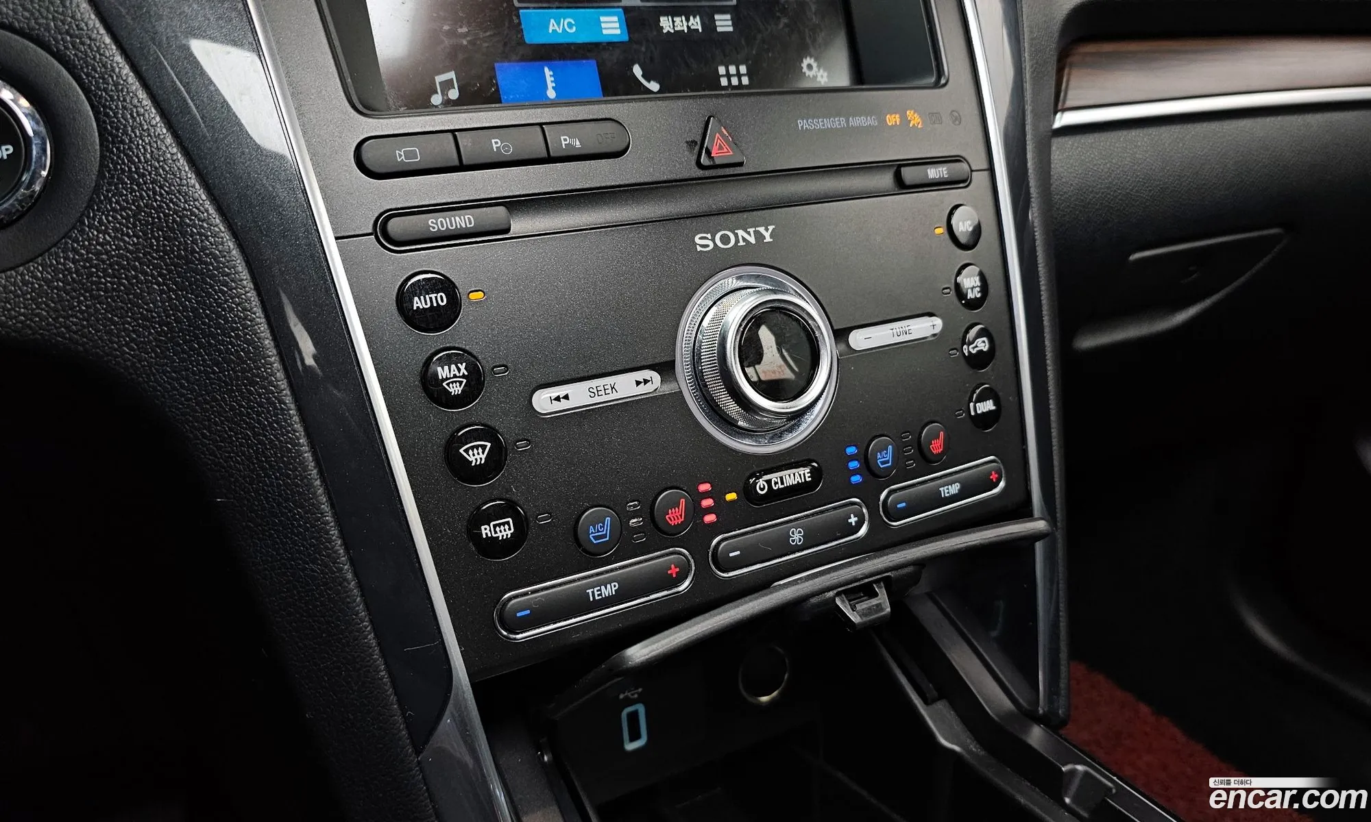 Ford Explorer 2019 1FM5K8FH7KGA25852 — 11