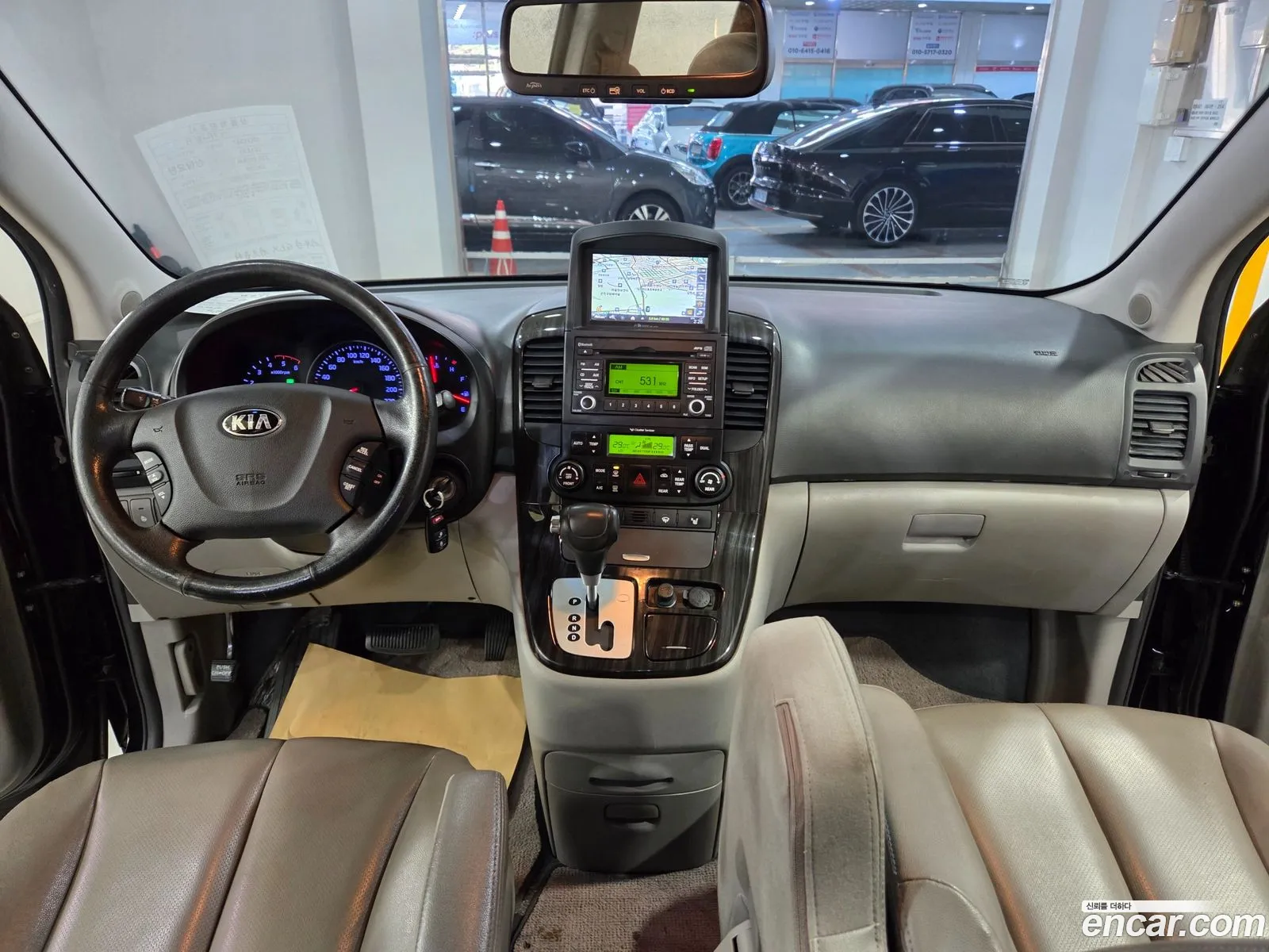 Kia Carnival R 2013 — 9