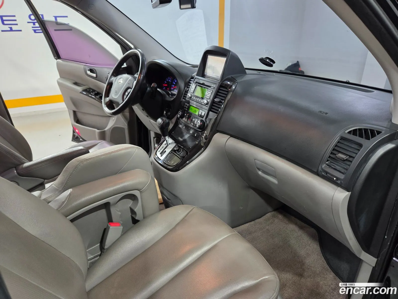 Kia Carnival R 2013 — 3