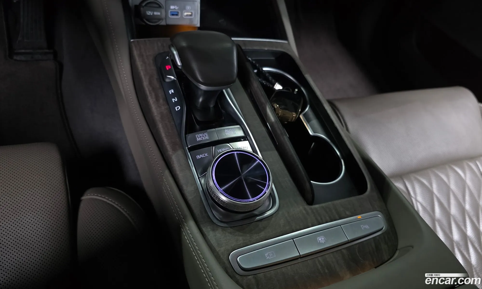 Kia K9 2021 — 7