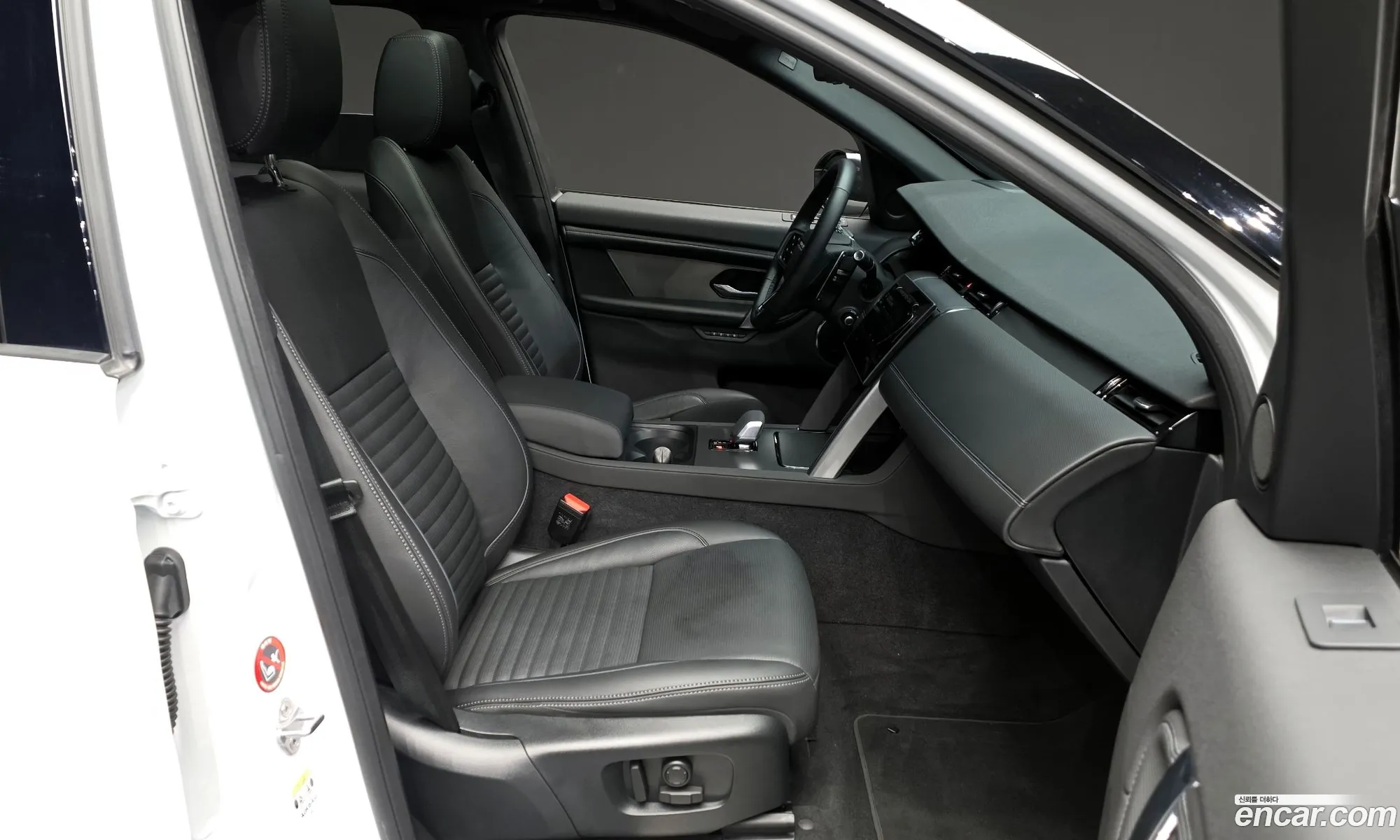 Land Rover Discovery Sport 2024 — 2