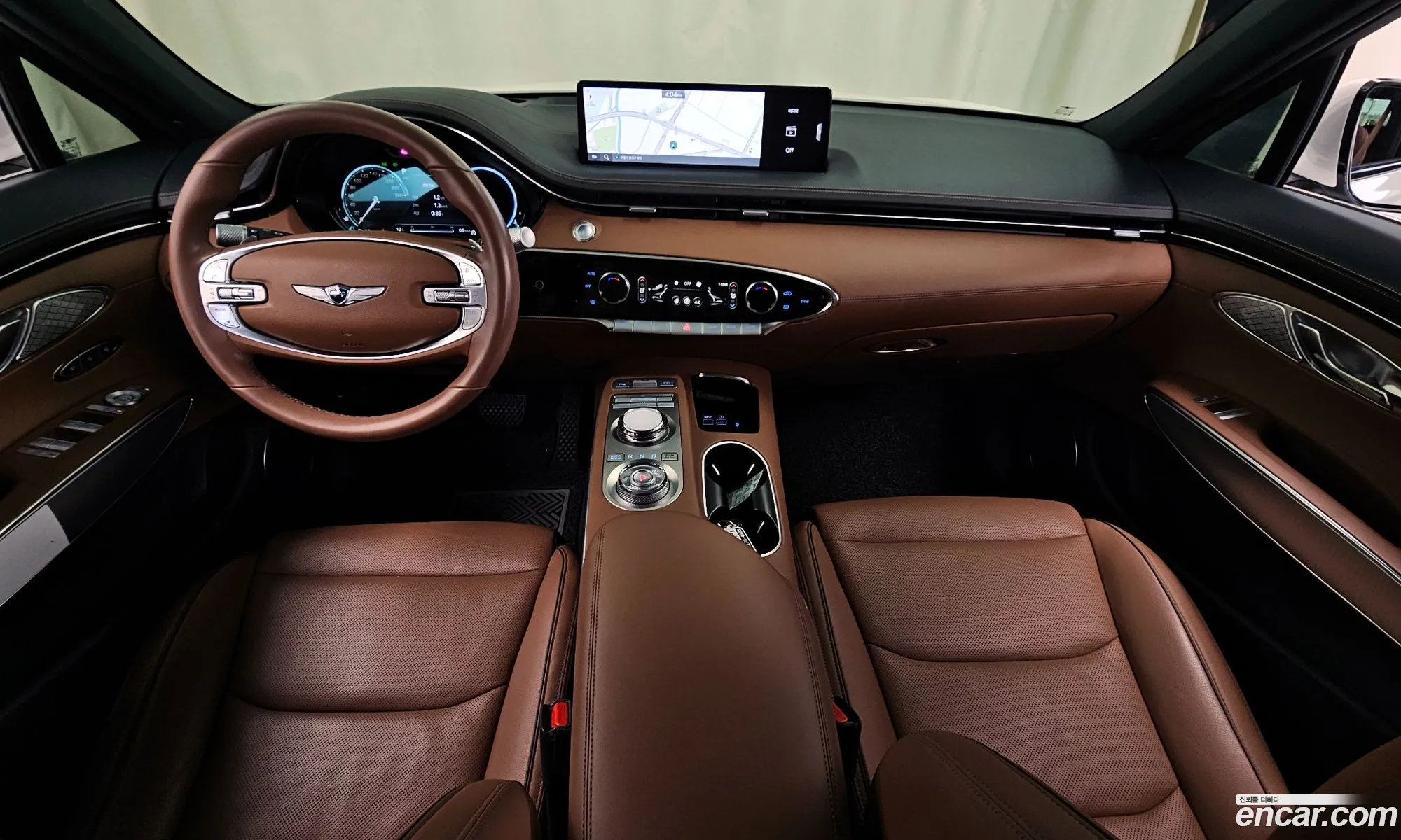 Genesis GV70 2022 — 8