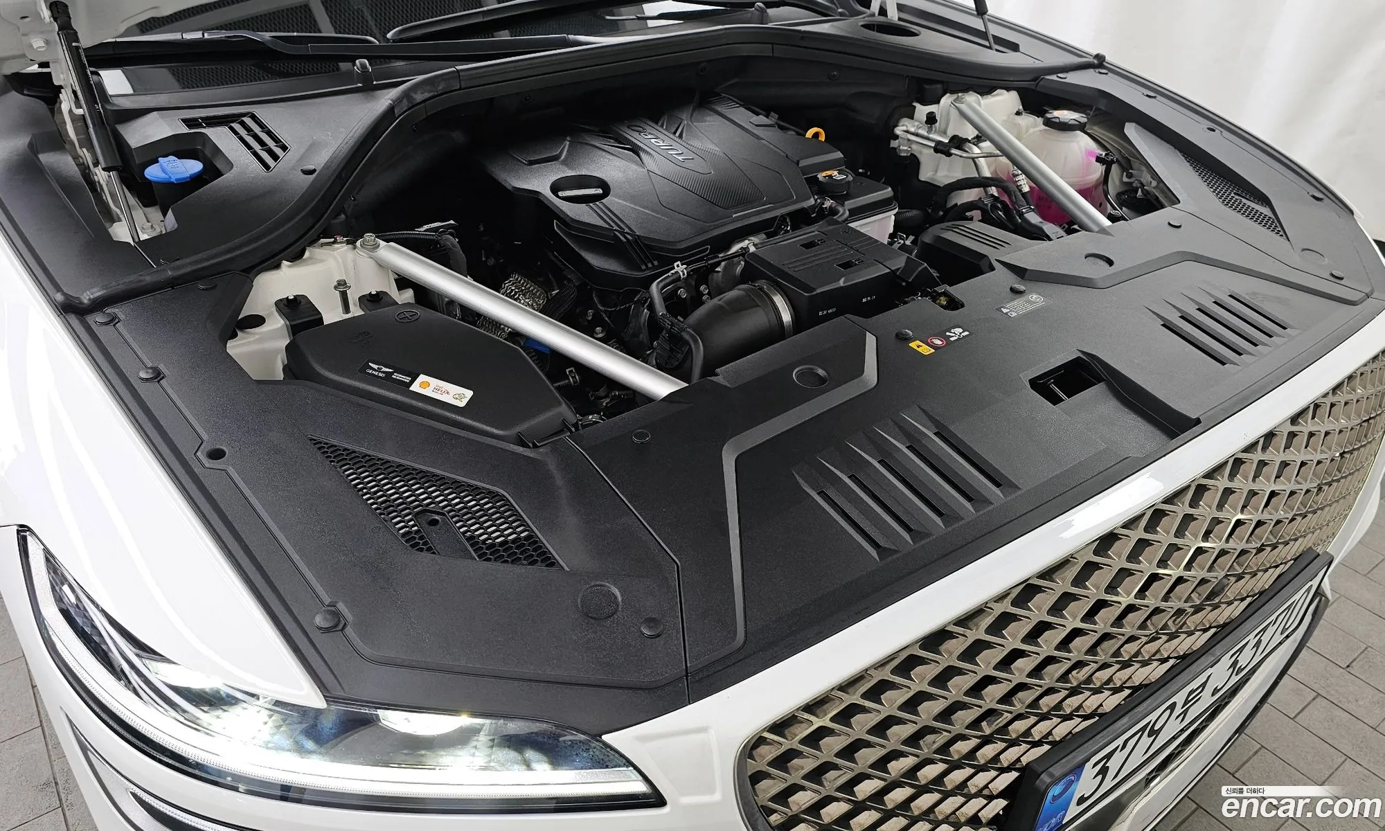 Genesis GV70 2022 — 4
