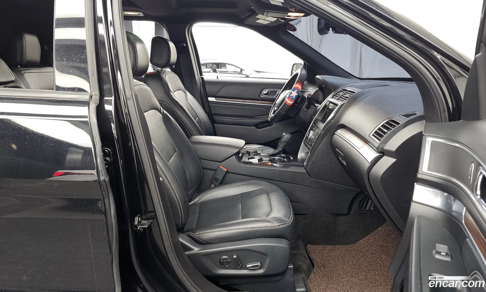 Ford Explorer 2017 — 19