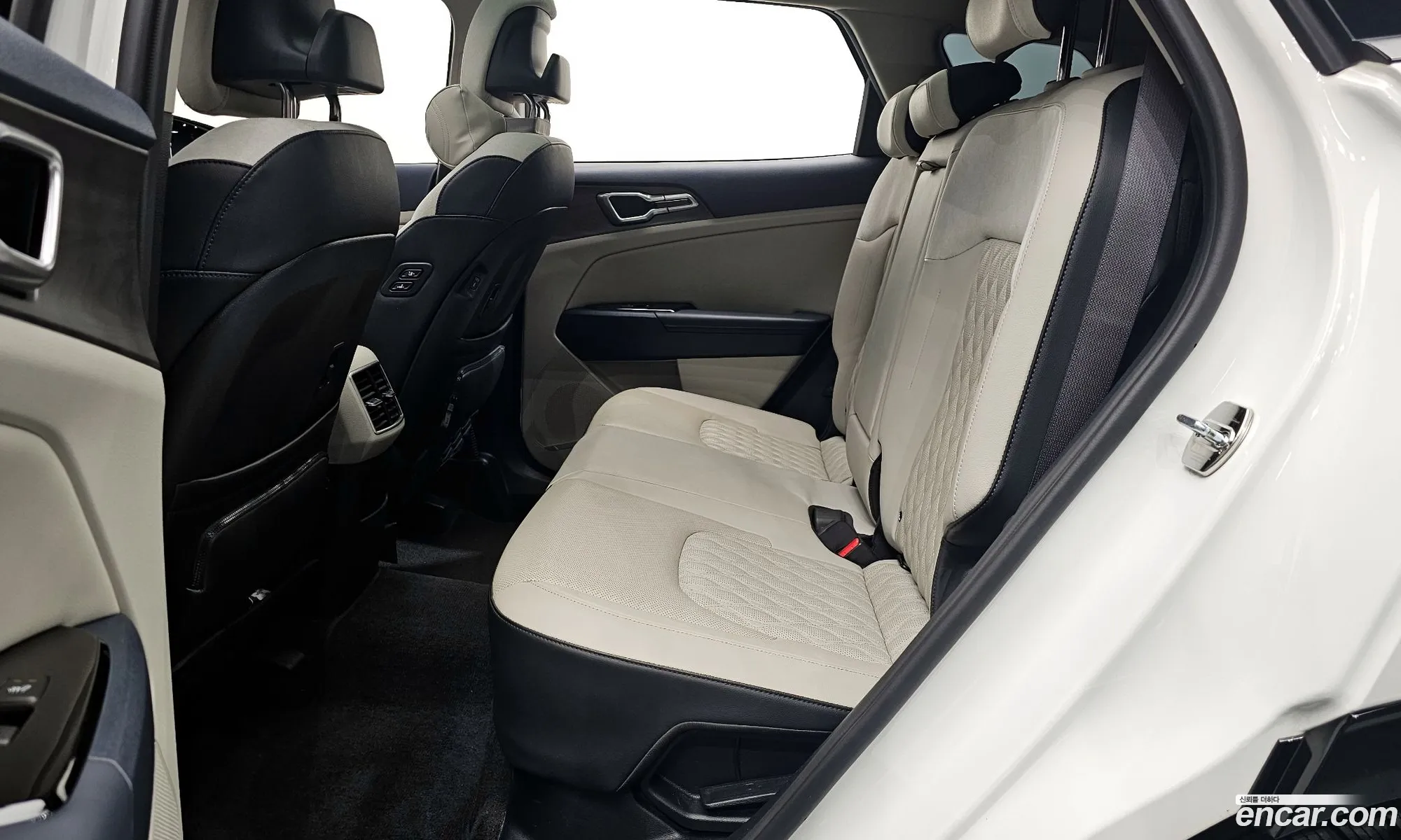 Kia Sportage Hybrid 2022 — 7