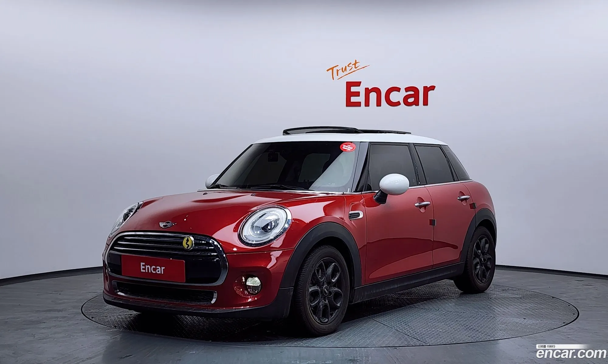 Mini Cooper D 2015 WMWXT3100G2C94813 — 8