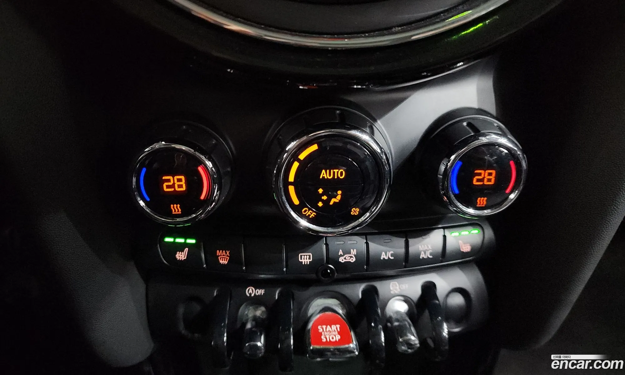 Mini Cooper D 2015 WMWXT3100G2C94813 — 18