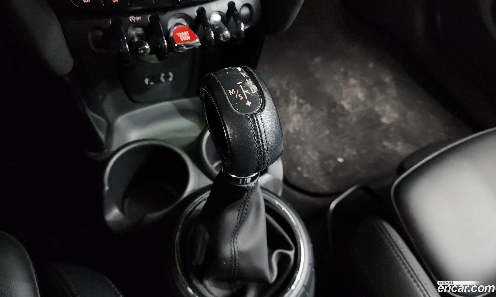 Mini Cooper D 2015 WMWXT3100G2C94813 — 11