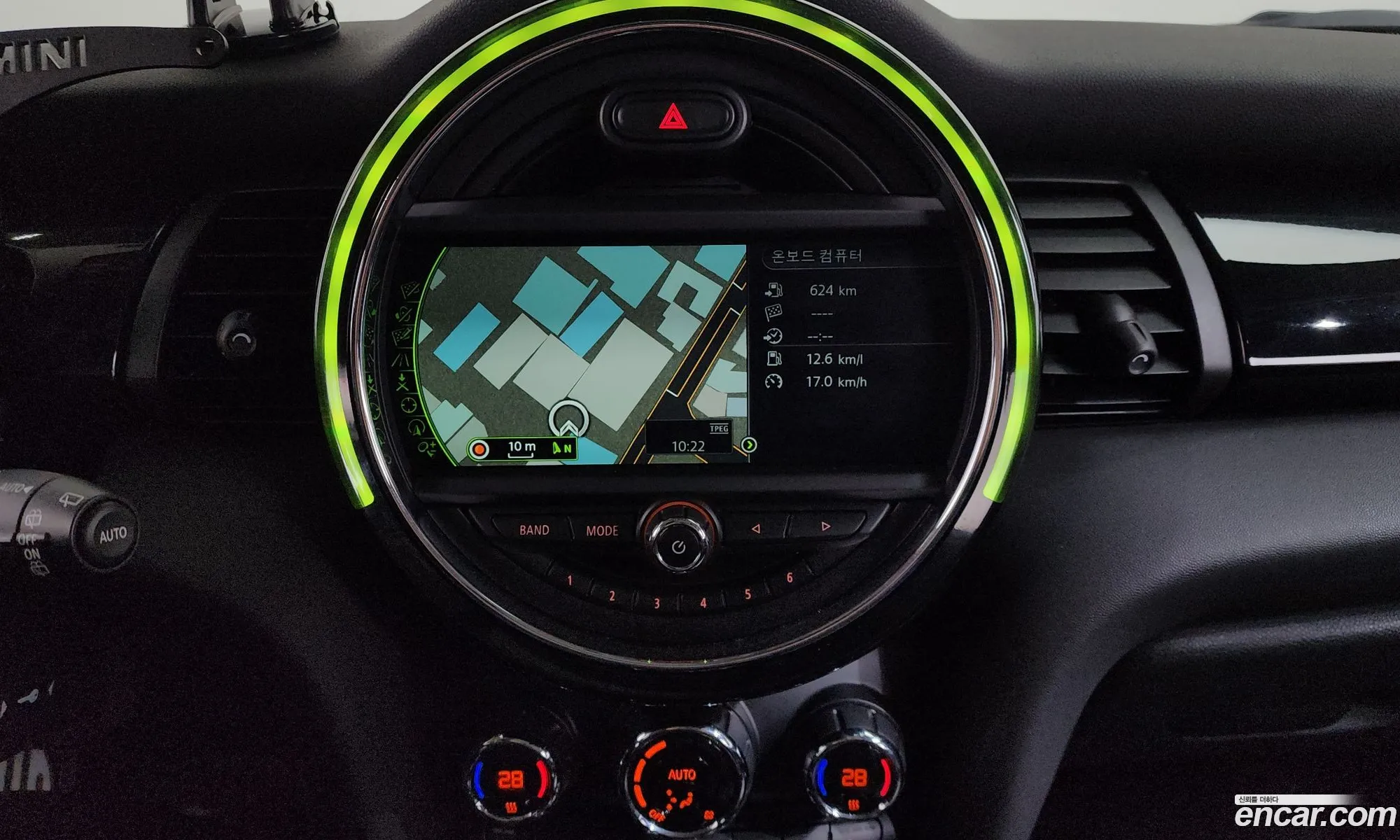 Mini Cooper D 2015 WMWXT3100G2C94813 — 16