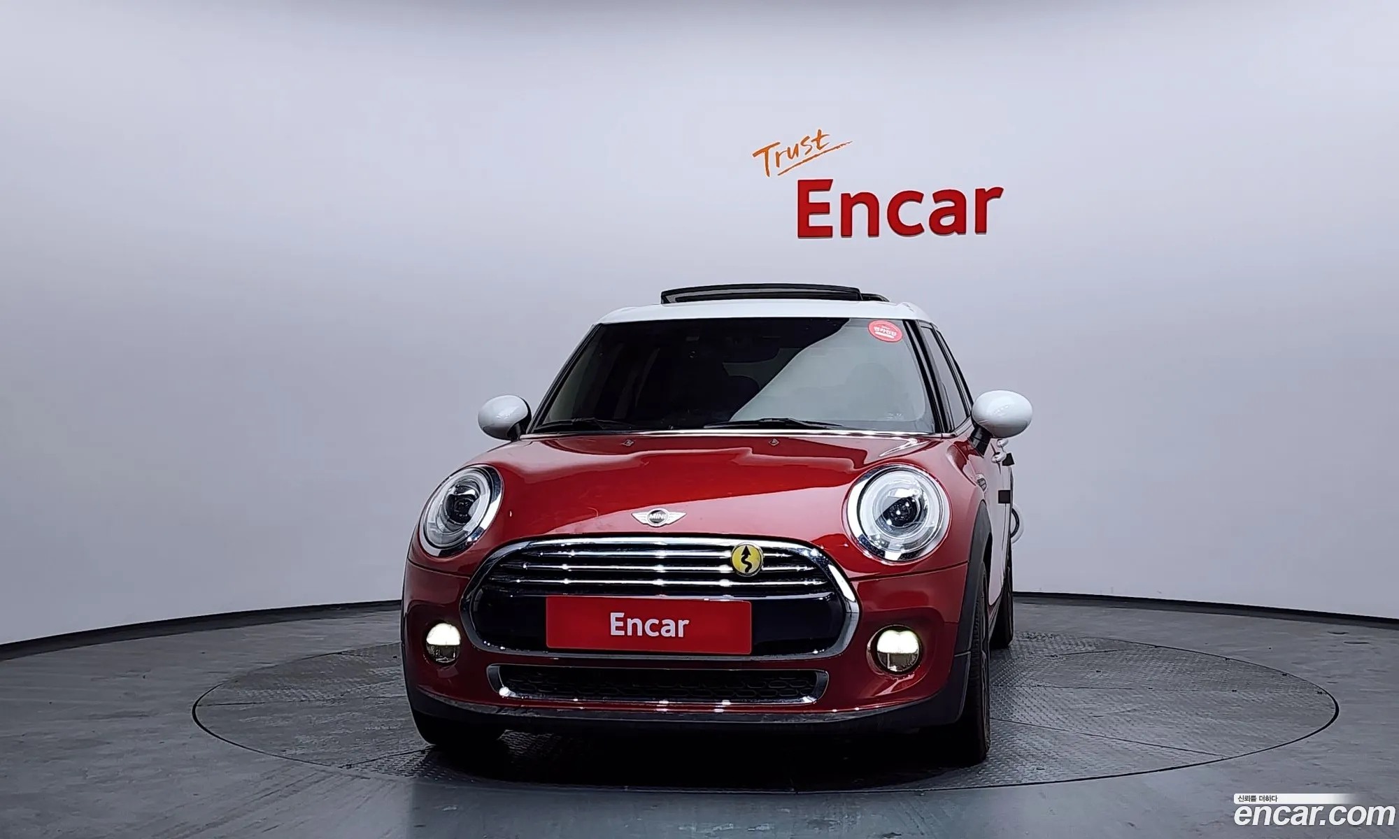Mini Cooper D 2015 WMWXT3100G2C94813 — 15