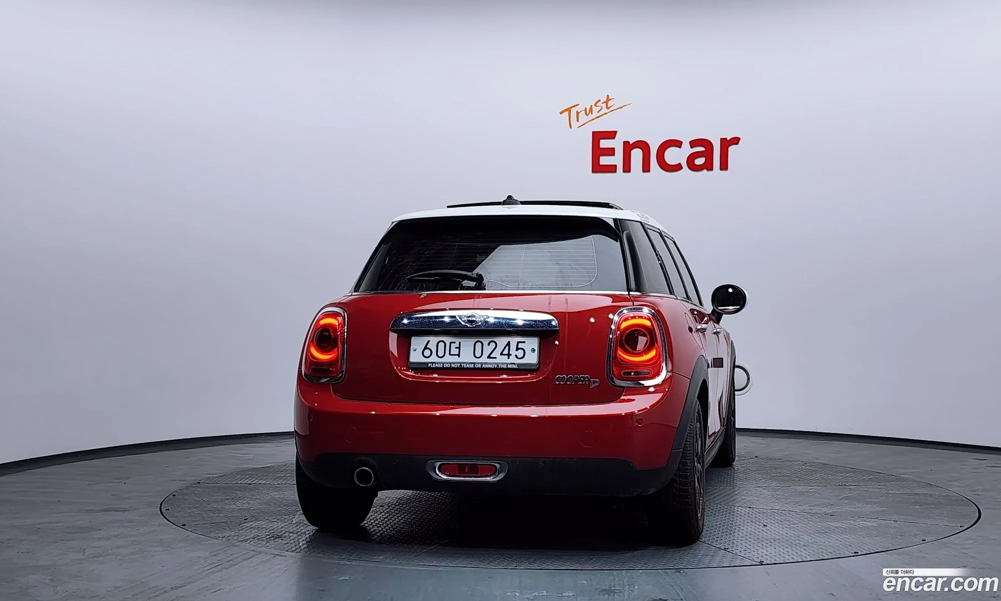 Mini Cooper D 2015 WMWXT3100G2C94813 — 3