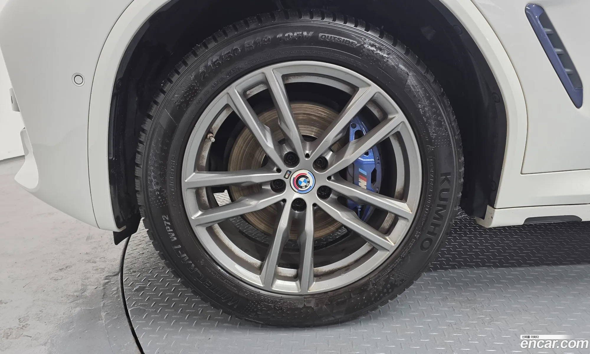 BMW X3 2019 WBATX3102KLF52898 — 19