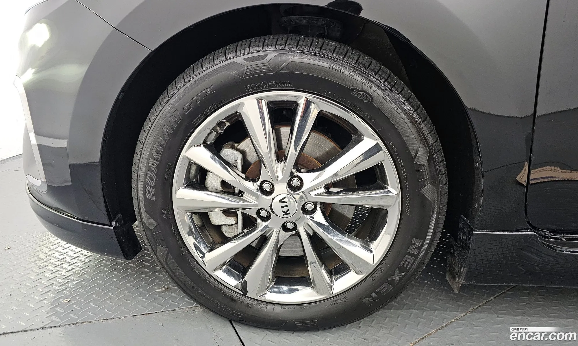 Kia Carnival 2019 KNAME81ABKS576711 — 17