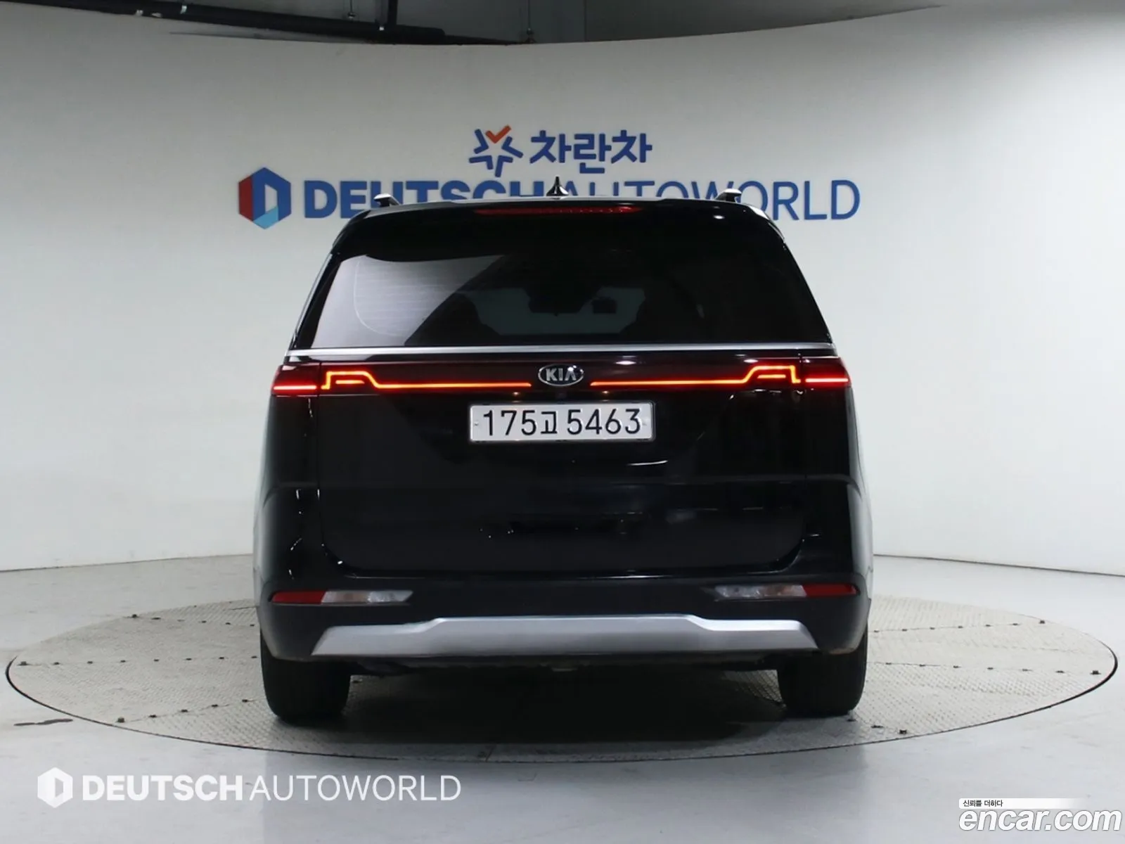 Kia Carnival 2021 — 2