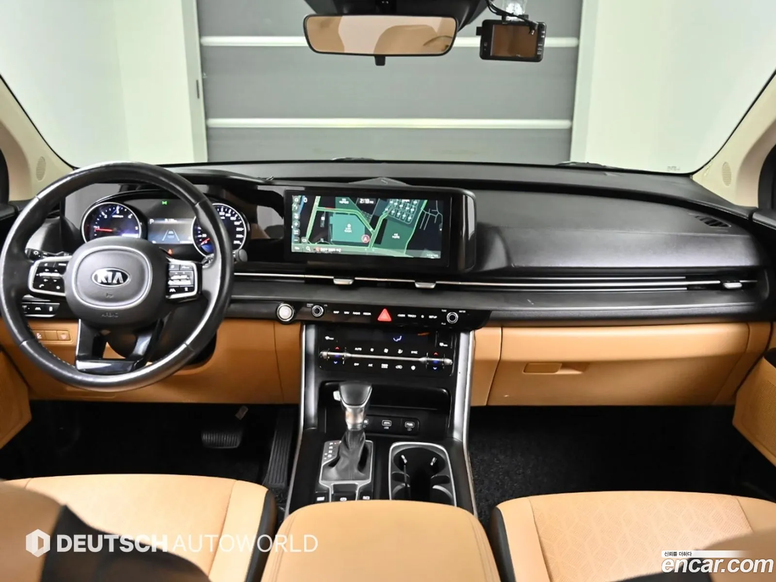 Kia Carnival 2021 — 17