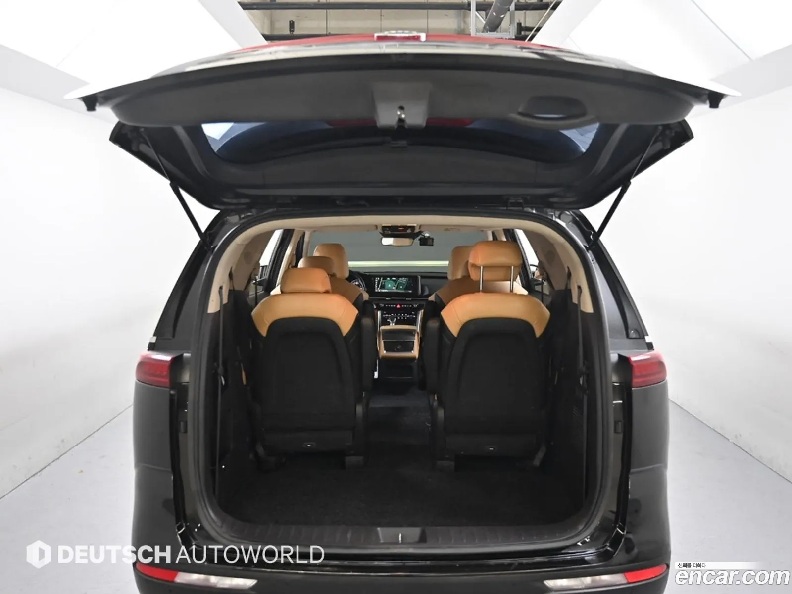 Kia Carnival 2021 — 20